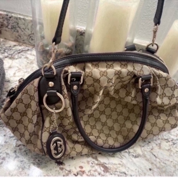 GUCCI SUKEY BAG - Picture 1 of 9